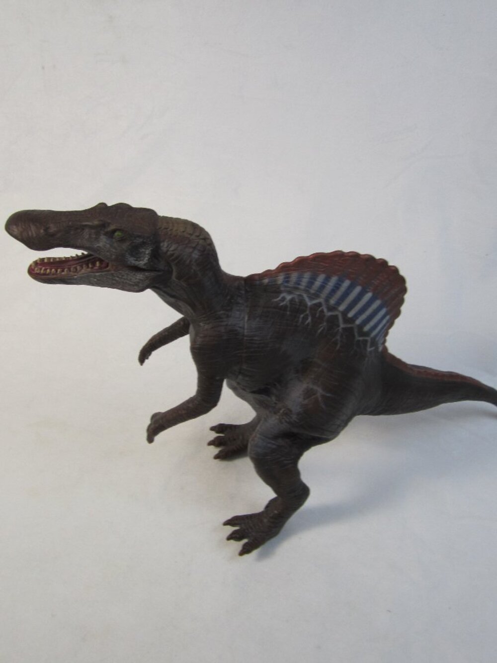 Vintage Hasbro Jurassic Park 3 Rubber Spinosaurus Dinosaur Figure 17" 2001
